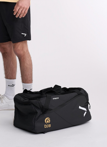 IPPONGEAR_DJB_Merch_Fighter_2_Sportsbag_front_2.jpg