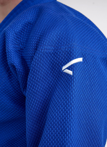 IPPONGEAR_Ultra_Light_Judogi_blue_04.jpg