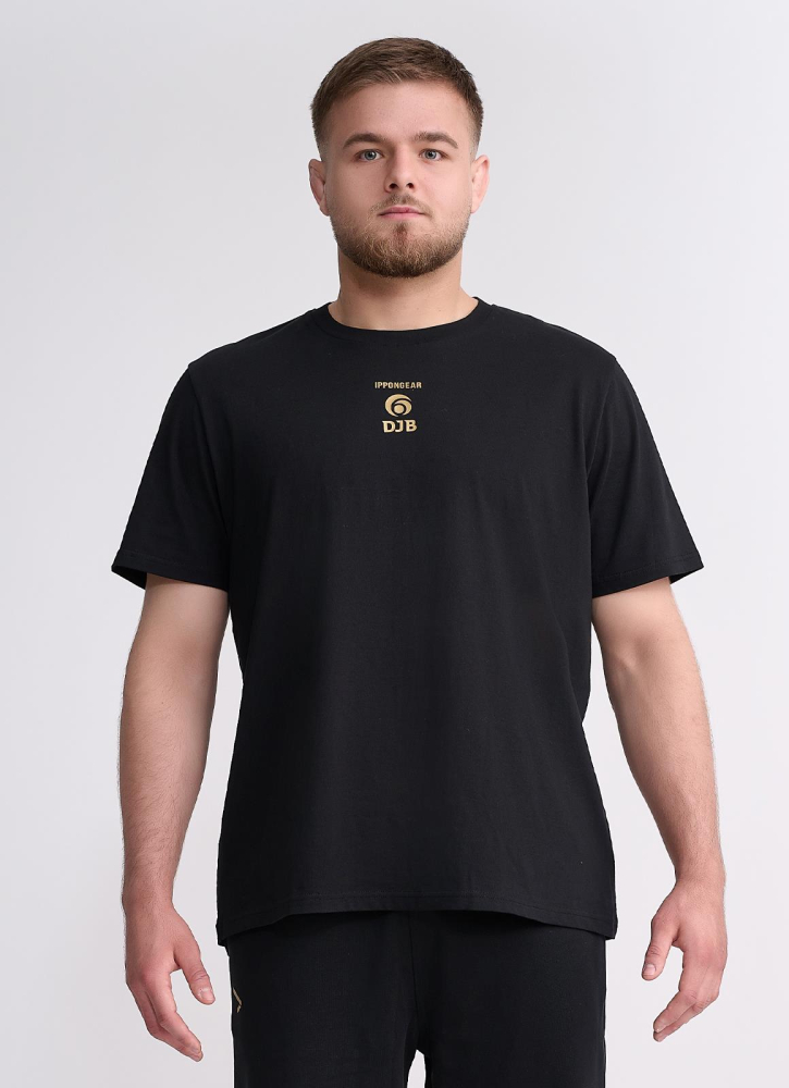IPPONGEAR_DJB_Merch_T_Shirt_Men_black_Udsilauri_front.jpg