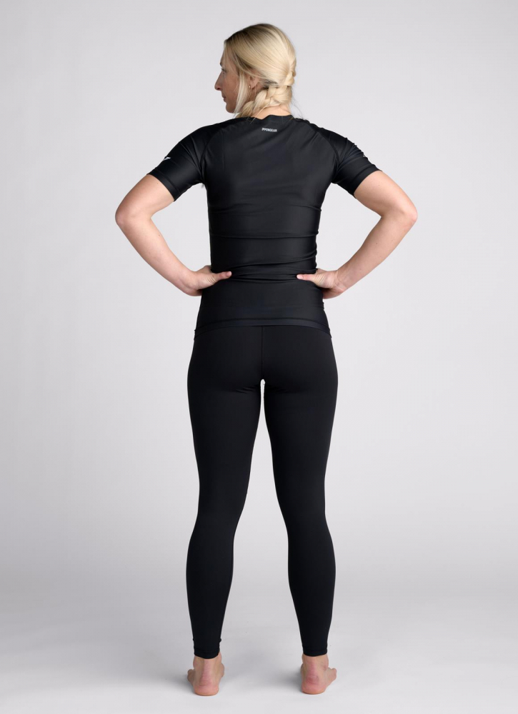 IPPONGEAR_Ranked_Rashguard_Women_black_04.jpg