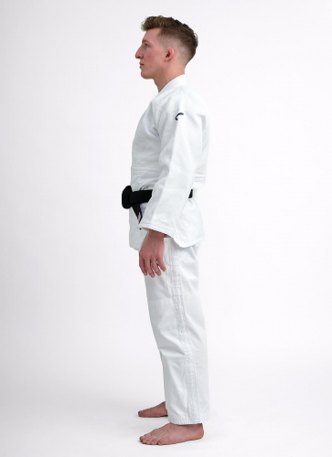 IPPONGEAR_Ultra_Light_Judogi_white_05.jpg