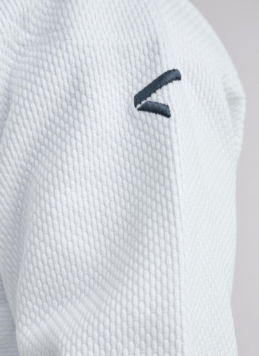 IPPONGEAR_Ultra_Light_Judogi_white_08.jpg